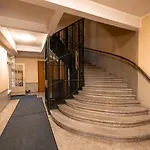 Bright Spacious 5 Bedroom In The Center * Helsínquia