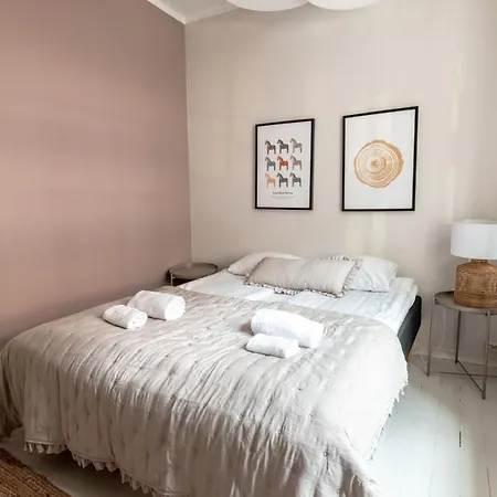 Apartament 2ndhomes Bright Spacious 5 Bedroom In The Center