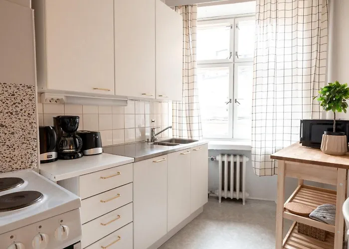 Bright Spacious 5 Bedroom In The Center Lägenhet Helsingfors