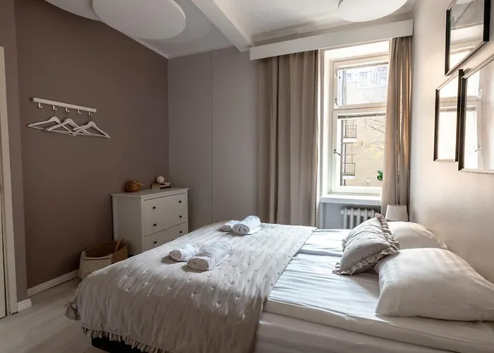 Bright Spacious 5 Bedroom In The Center * Helsingfors