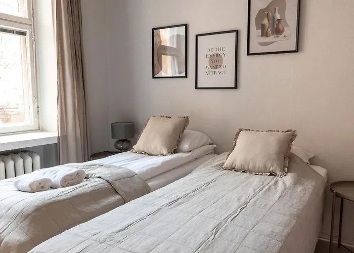 Bright Spacious 5 Bedroom In The Center * Helsingfors