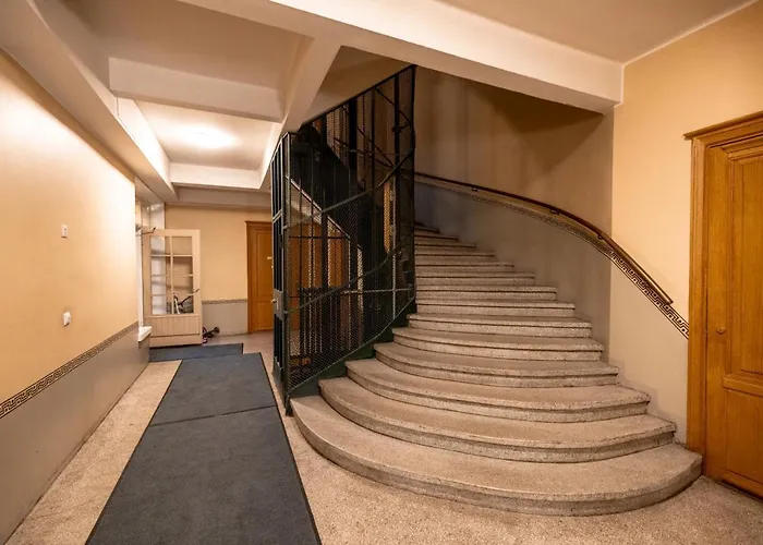 Bright Spacious 5 Bedroom In The Center * Helsingfors