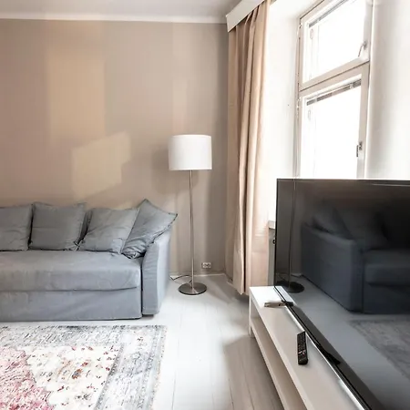 Spacious 5br With Location In Kamppi * 헬싱키