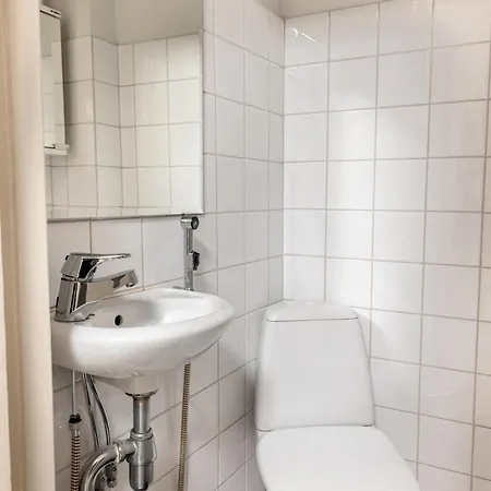 아파트 Spacious 5br With Location In Kamppi 헬싱키